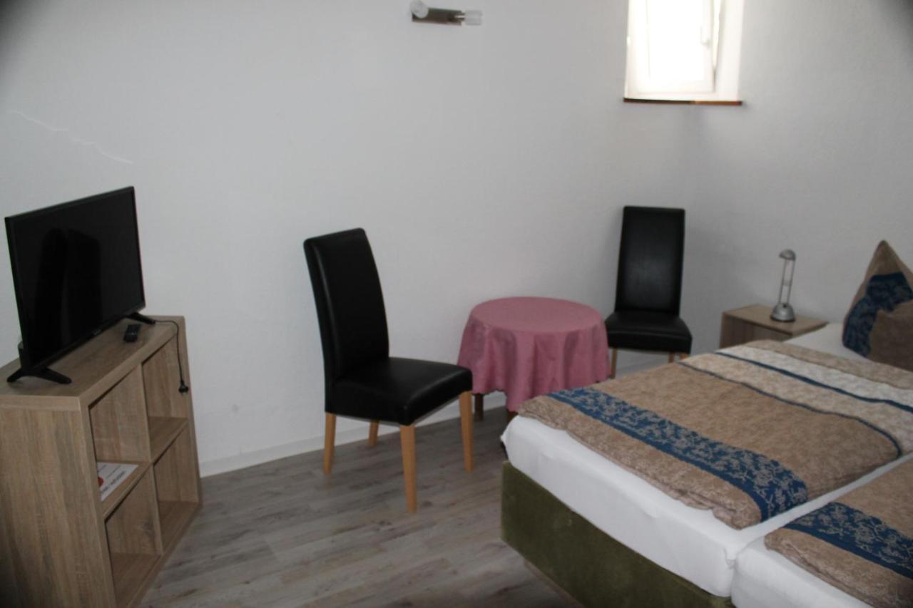 Gasthof & Pension Zum Saalestrand บาดดัวร์เรนแบร์ก ภายนอก รูปภาพ