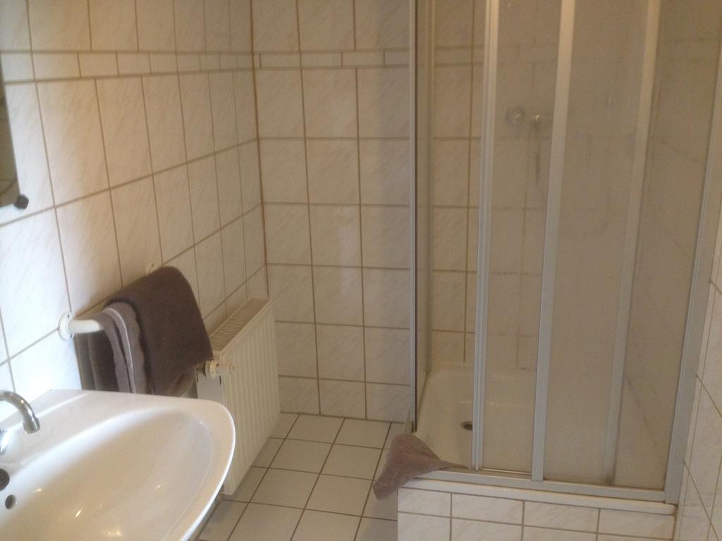 Gasthof & Pension Zum Saalestrand บาดดัวร์เรนแบร์ก ห้อง รูปภาพ